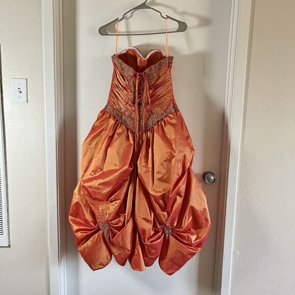 MARY'S FORMAL QUINCEANERA/PROM DRESS Sz 8 Beaded - Picture 6 of 16